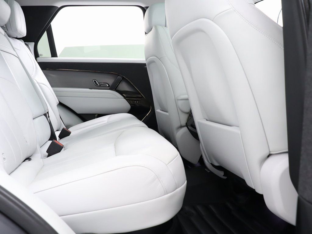 Used 2023 Land Rover Range Rover Sport SE image 38