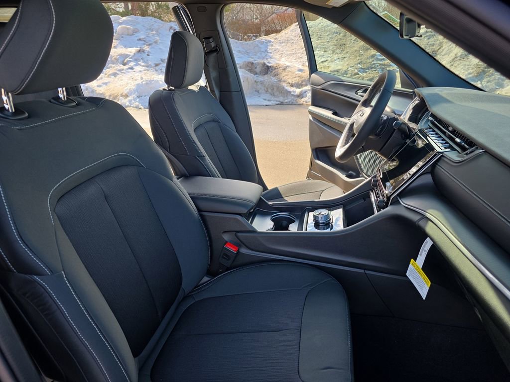 New 2026 Jeep Grand Cherokee Laredo X image 10