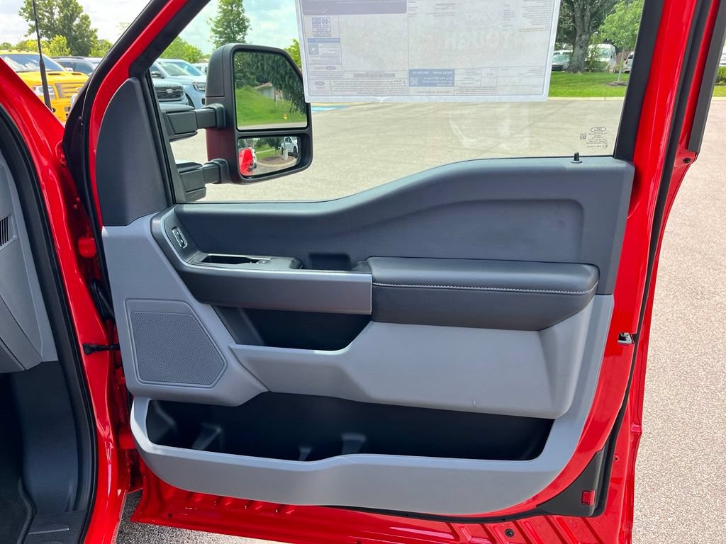 New 2026 Ford F350 XL w/ STX Appearance Package AWD/4WD image 9