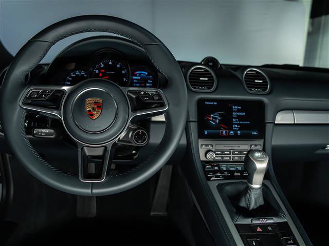 Certified 2025 Porsche 718 Cayman RWD image 18