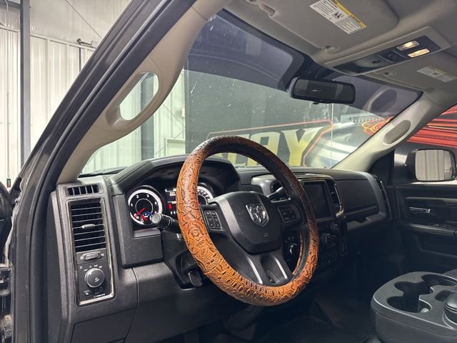 Used 2018 RAM 3500 Big Horn w/ Sport Appearance Group AWD/4WD image 5