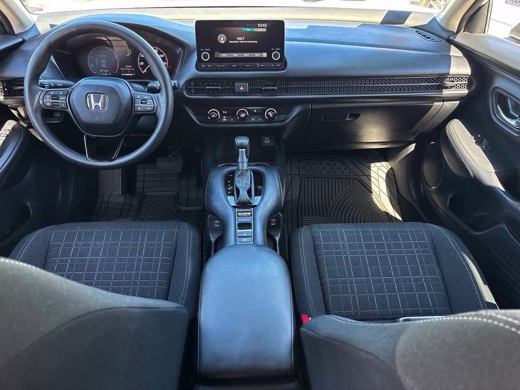 Used 2025 Honda HR-V LX image 15