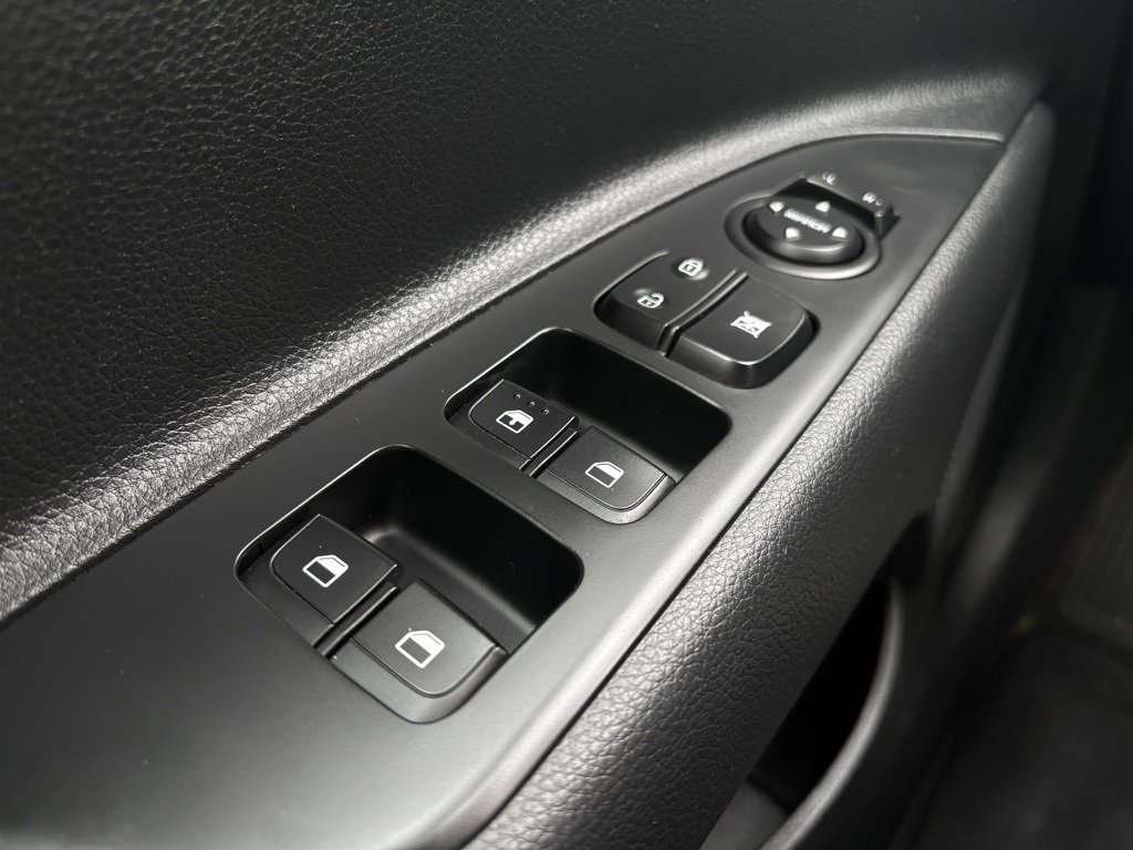 Used 2022 Kia Rio S image 12