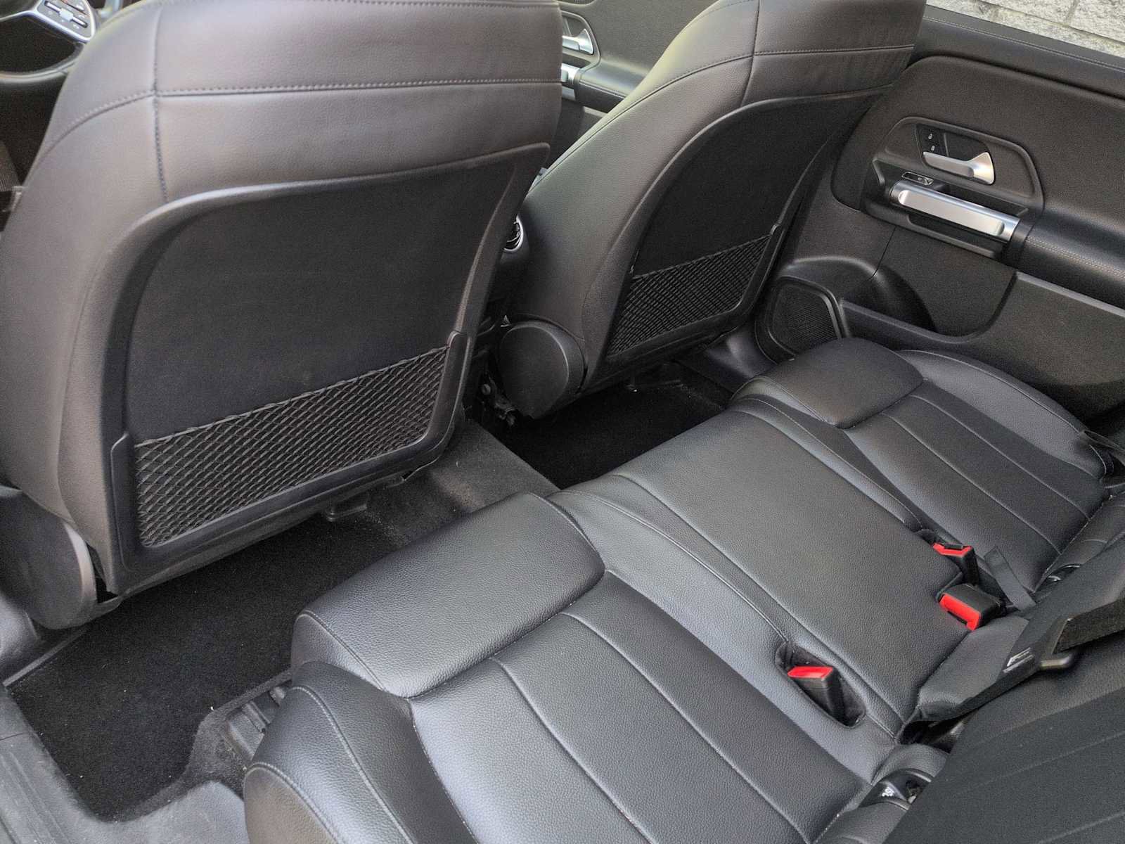 Used 2020 Mercedes-Benz GLB 250 4MATIC image 19
