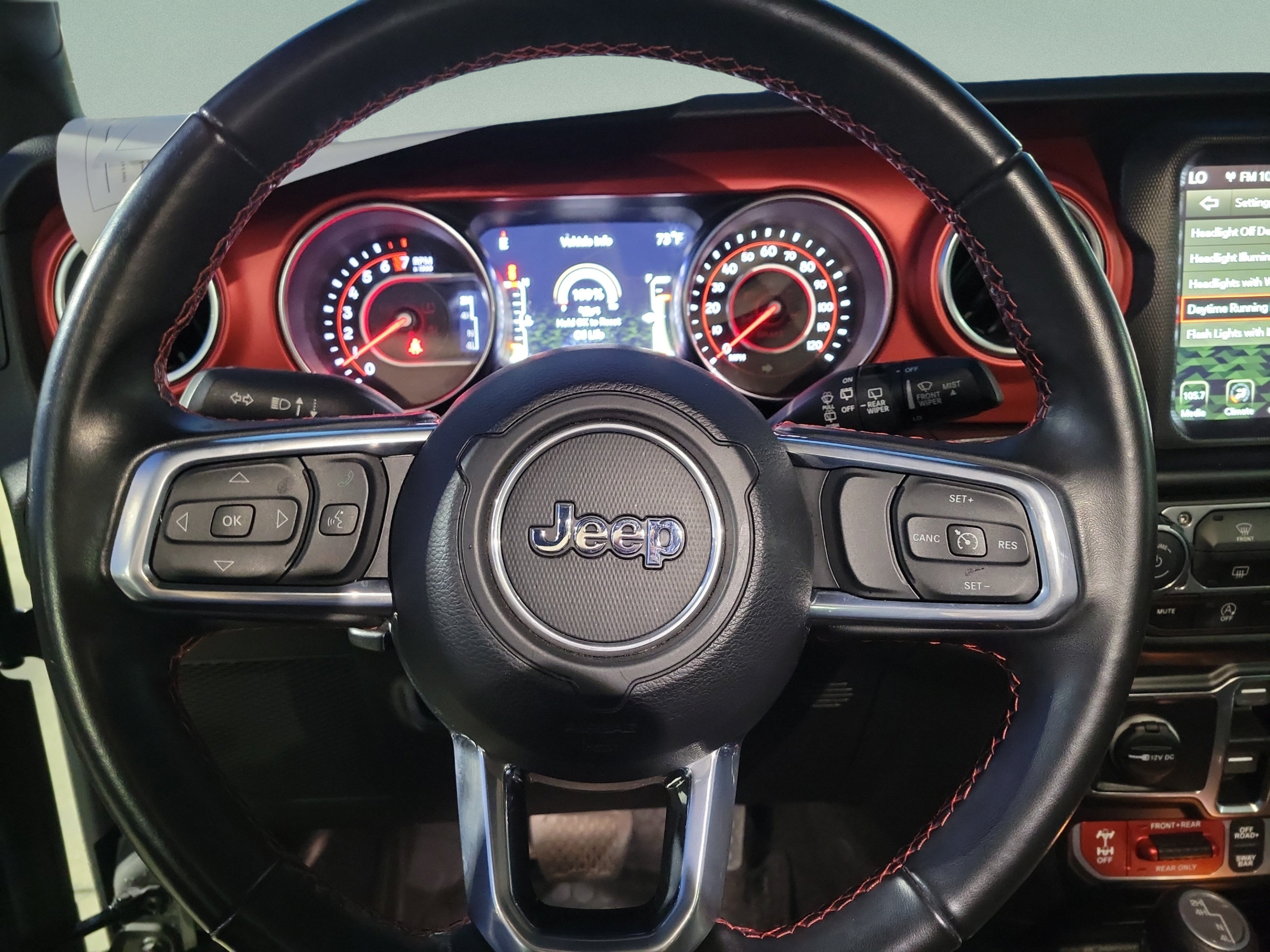 Used 2021 Jeep Wrangler Unlimited Rubicon AWD/4WD image 15
