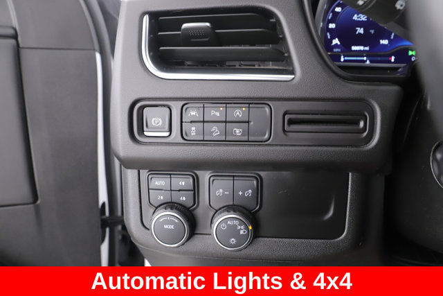 Used 2024 Chevrolet Tahoe Z71 w/ Luxury Package AWD/4WD image 21
