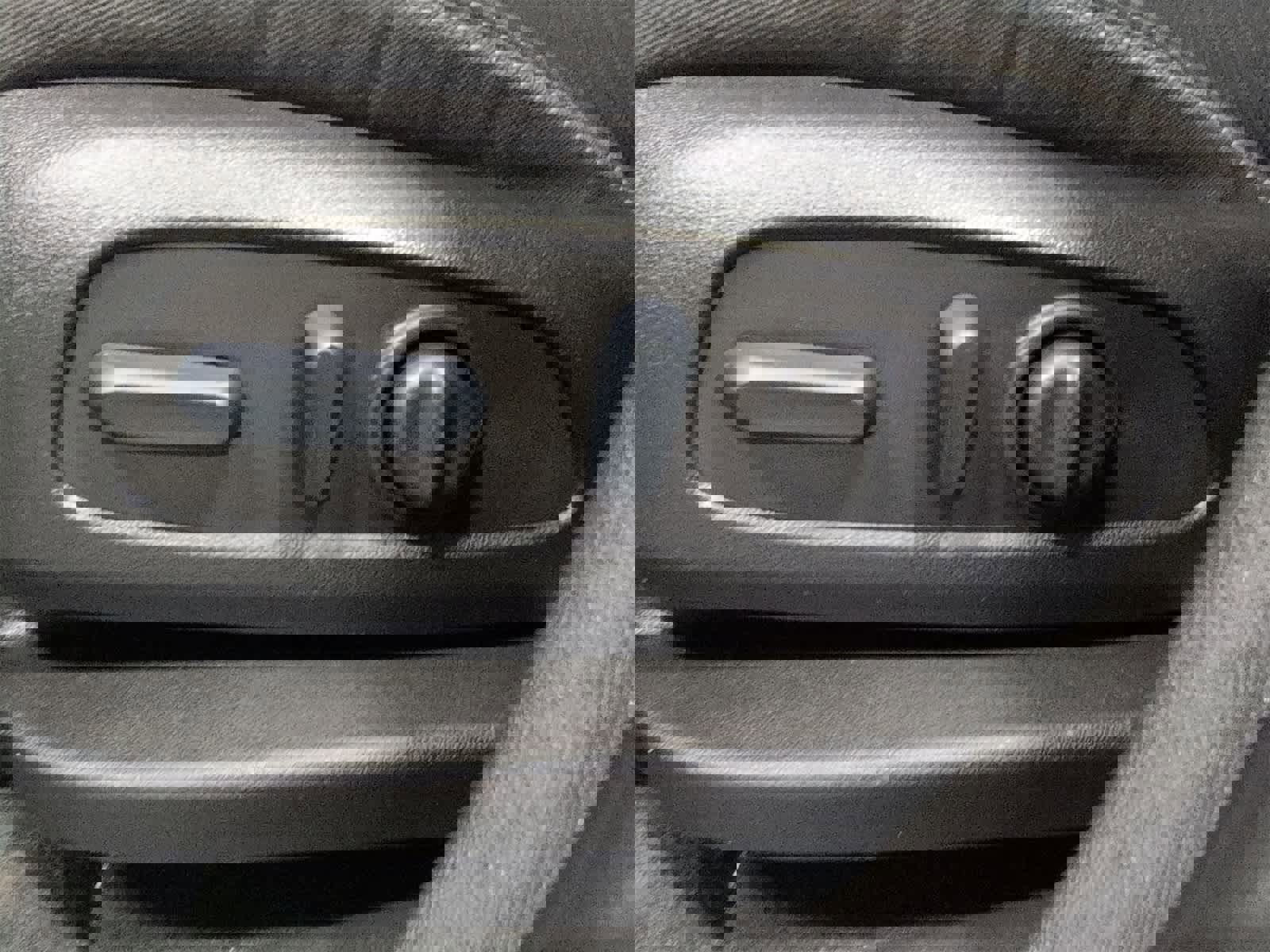 Used 2022 GMC Terrain SLE w/ Driver Convenience Package image 18