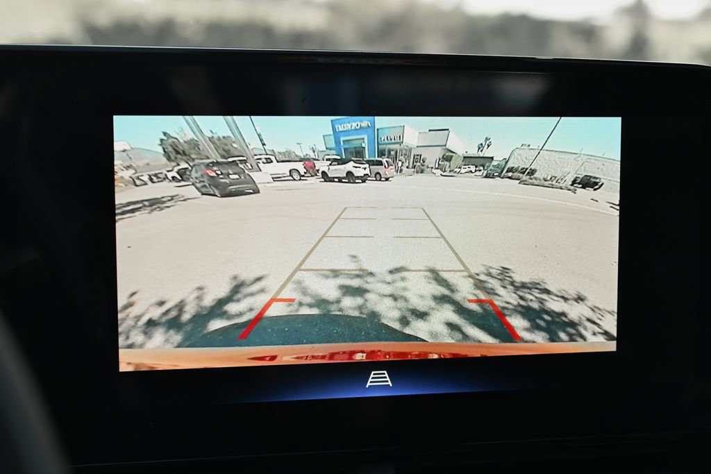 New 2026 Chevrolet Trax LT w/ LPO, Blackout Package FWD image 22