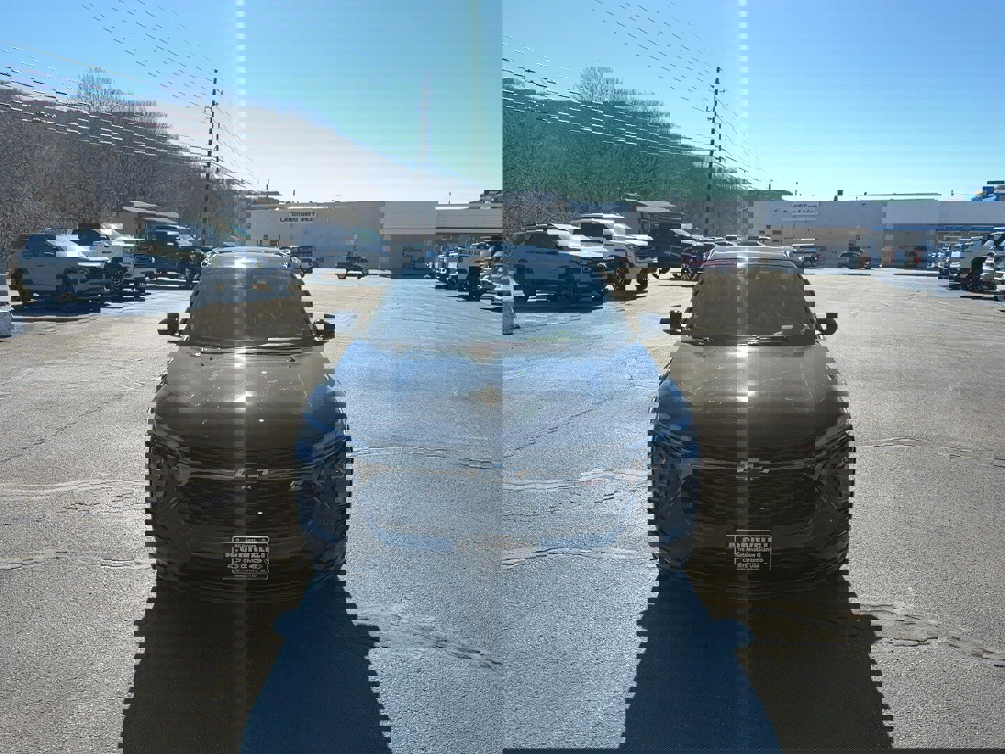 Used 2024 Chevrolet Trax RS w/ Sunroof Package image 2