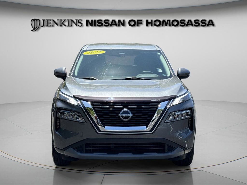 Certified 2022 Nissan Rogue SV FWD image 14