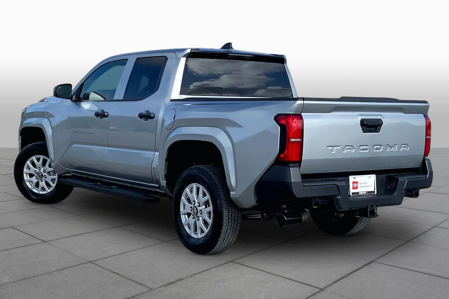 Used 2026 Toyota Tacoma SR RWD image 12
