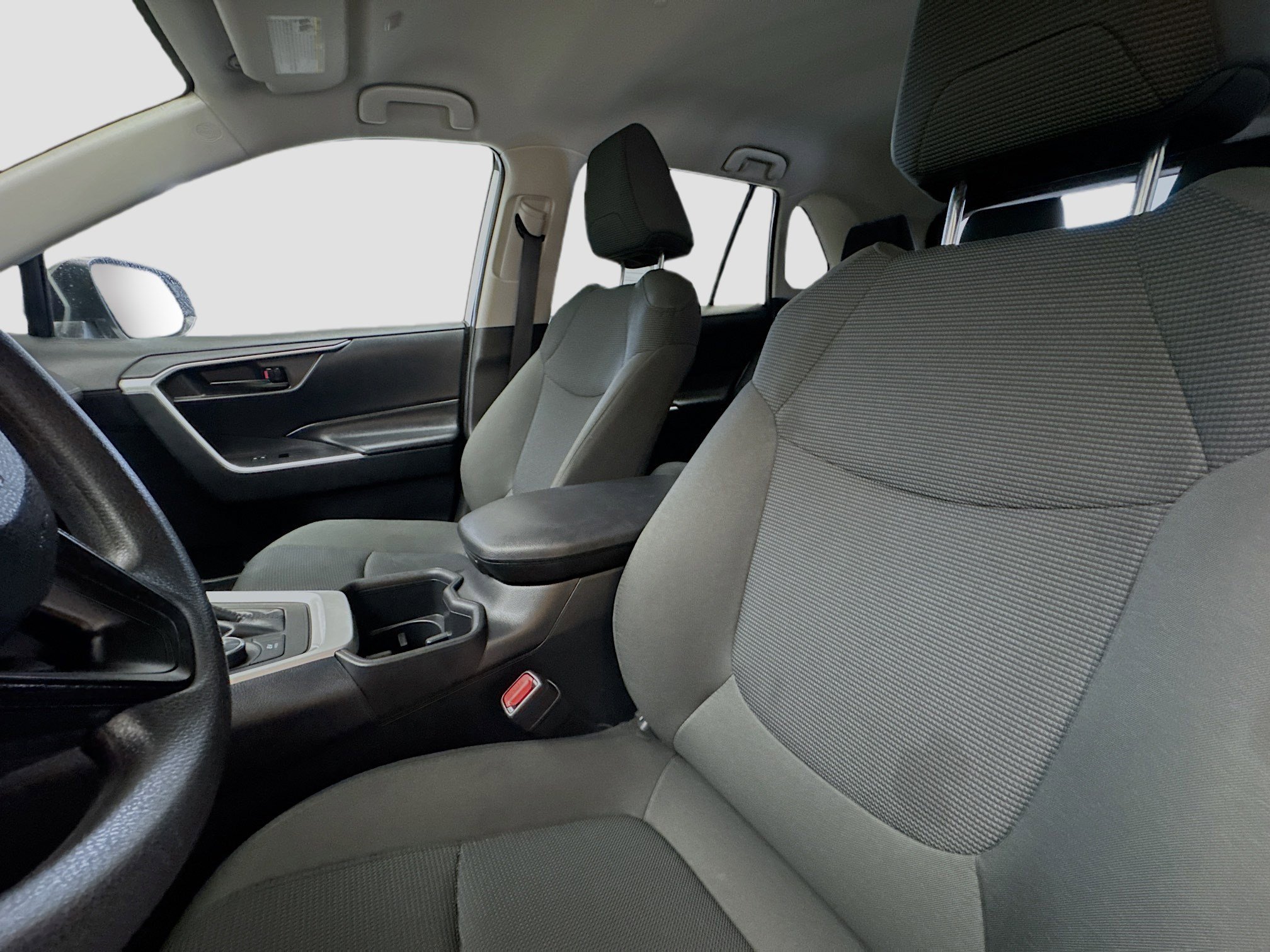 Used 2025 Toyota RAV4 LE image 12