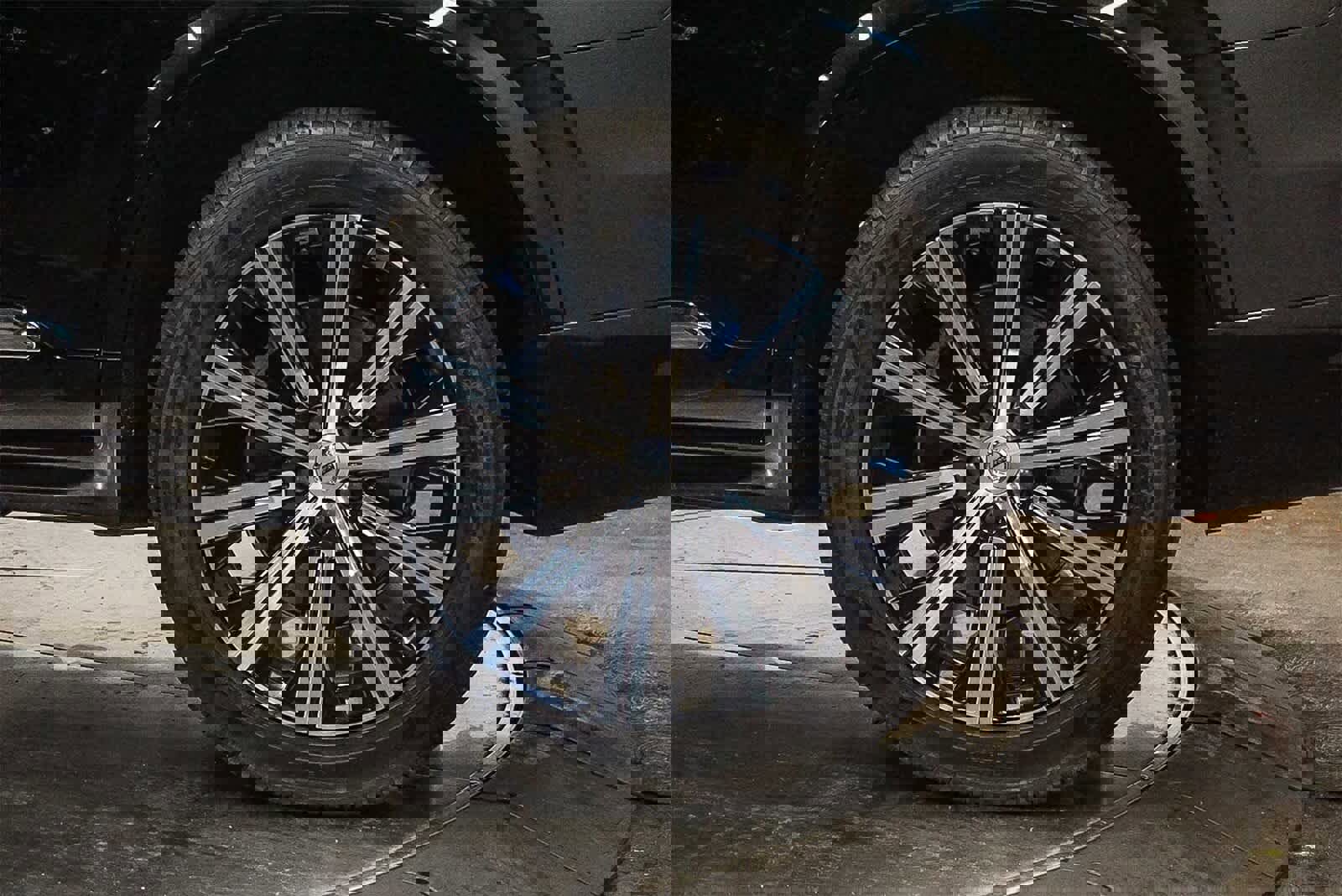 Used 2021 Volvo XC90 T8 Inscription w/ Advanced Package image 9