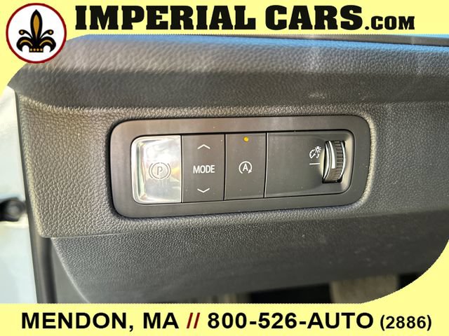 New 2026 Chevrolet Traverse LT w/ Midnight/Sport Edition FWD image 22
