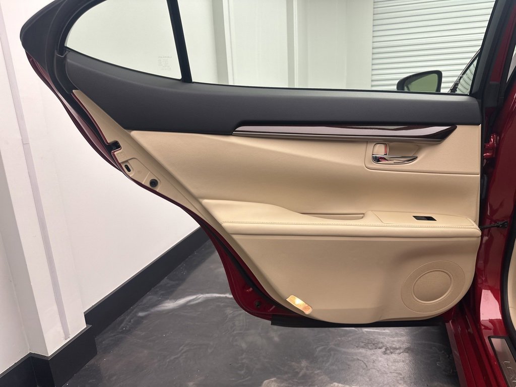 Used 2013 Lexus ES 350 image 14