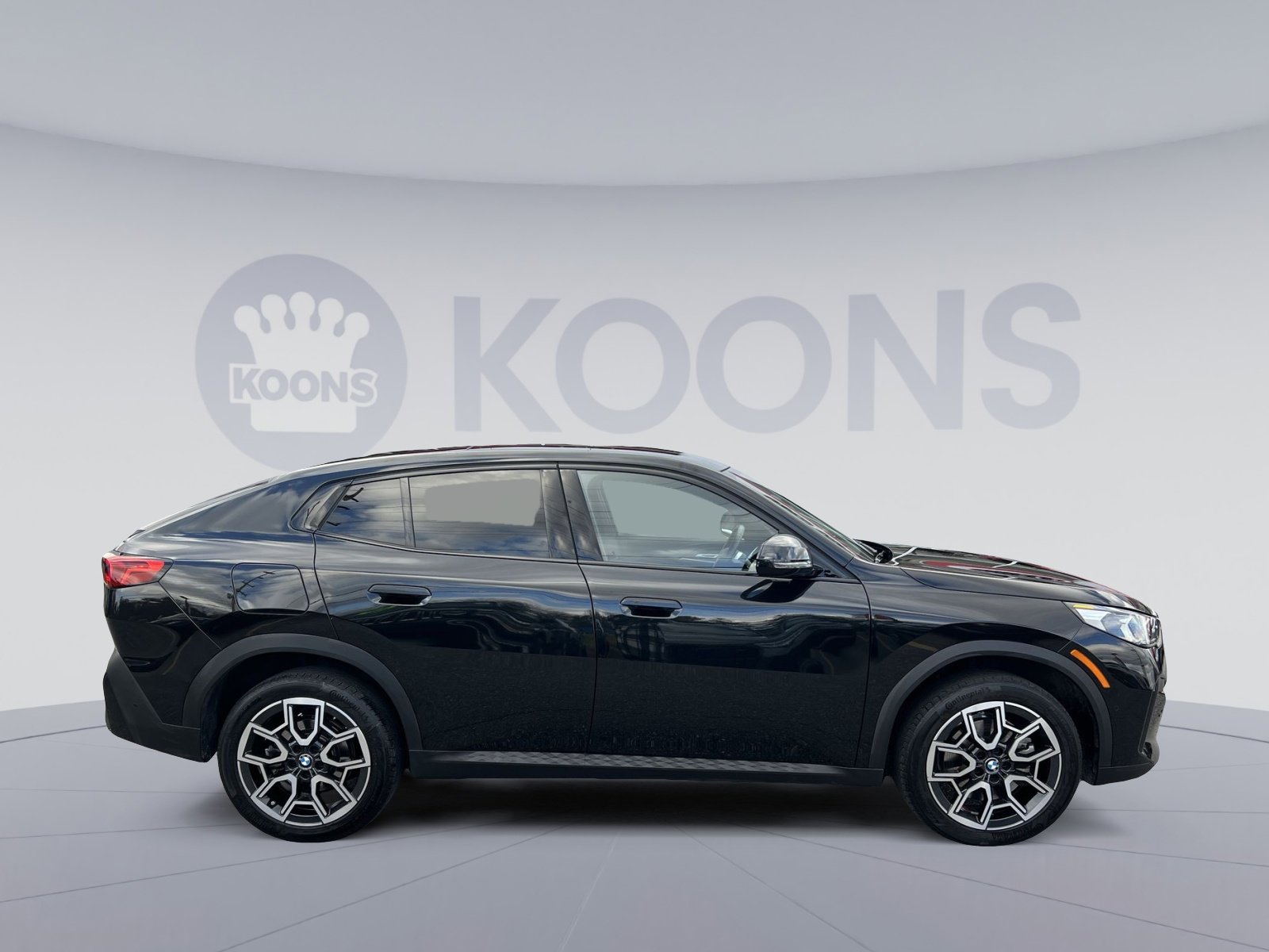 Used 2024 BMW X2 xDrive28i w/ Convenience Package image 8