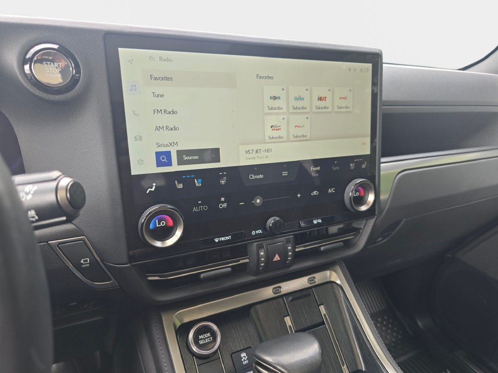Used 2024 Lexus GX 550 AWD/4WD image 22