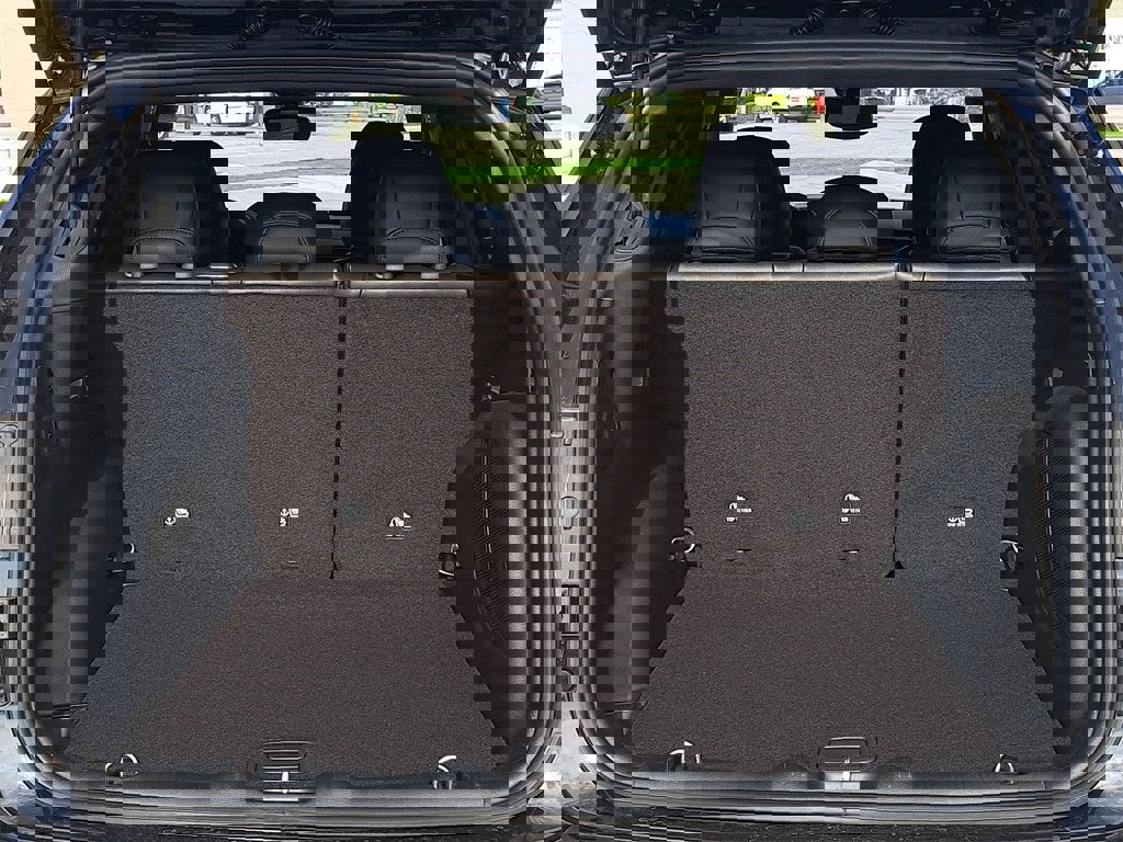 New 2026 Jeep Compass Limited w/ Sun, Sound & Navigation Group image 12