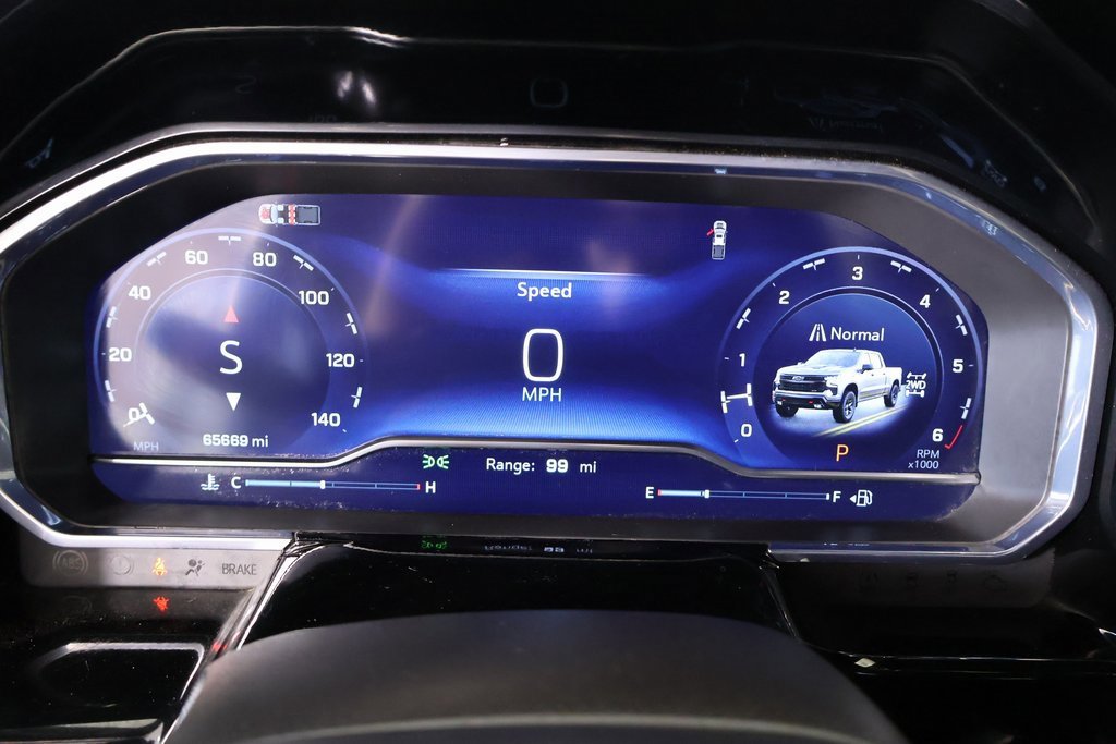 Used 2024 Chevrolet Silverado 1500 LT Trail Boss w/ Protection Package image 4