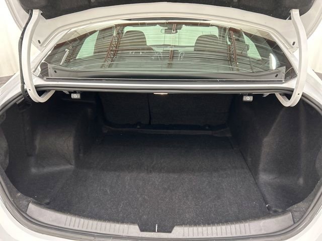 Used 2024 Chevrolet Malibu LT w/ Sport Edition FWD image 27