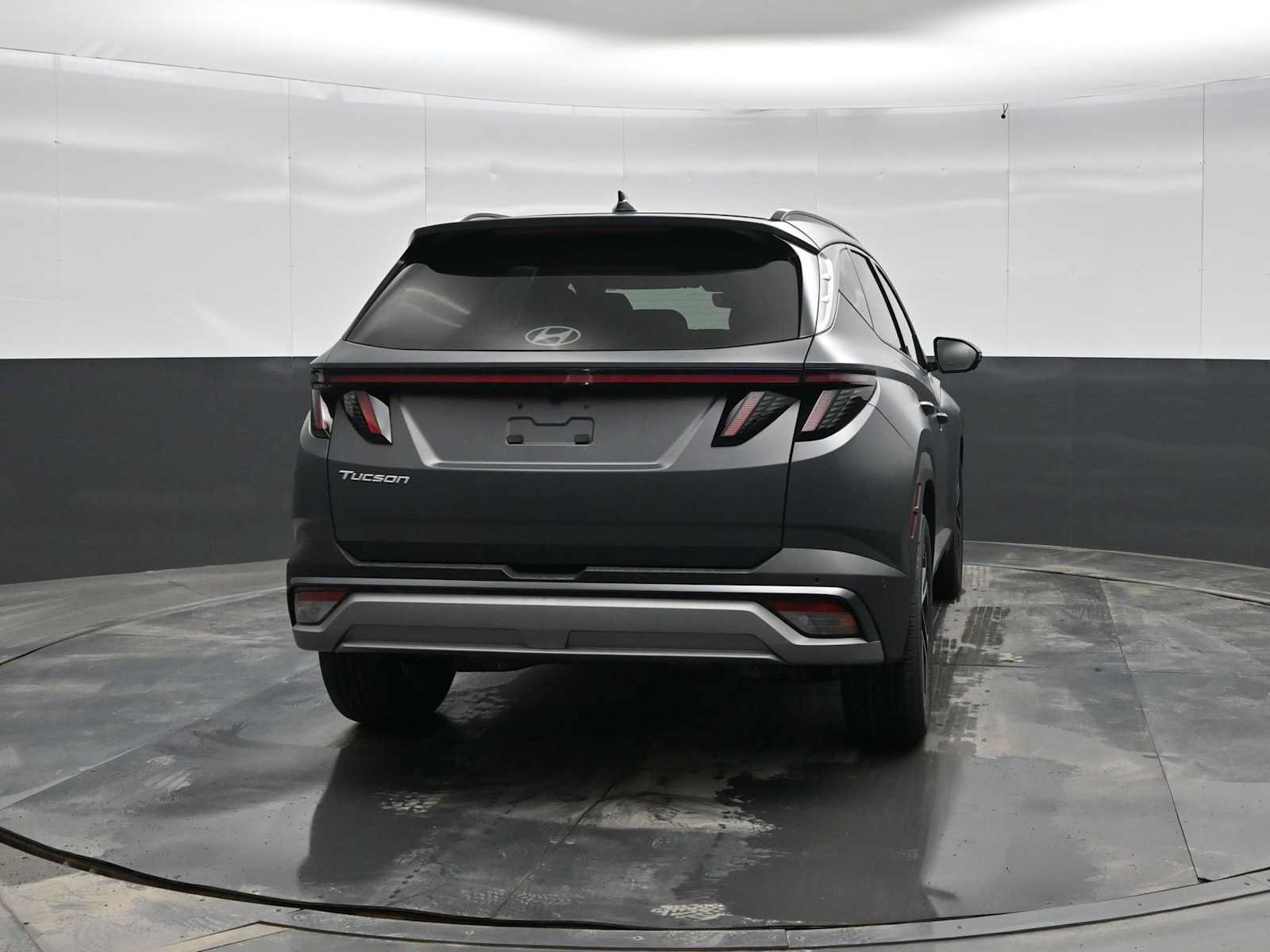 New 2026 Hyundai Tucson Limited FWD image 8