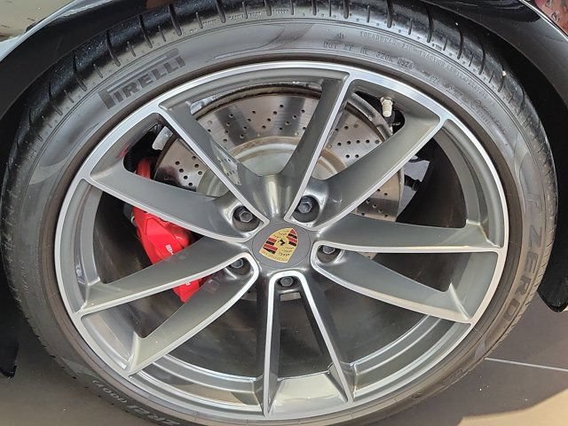 Used 2024 Porsche 911 Carrera S RWD image 11