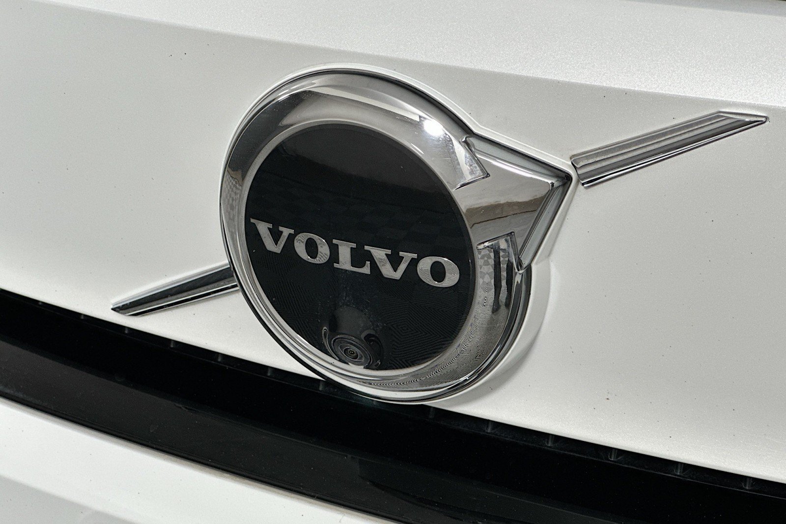 Used 2023 Volvo XC40 Recharge Ultimate w/ Protection Package Premier AWD/4WD image 15