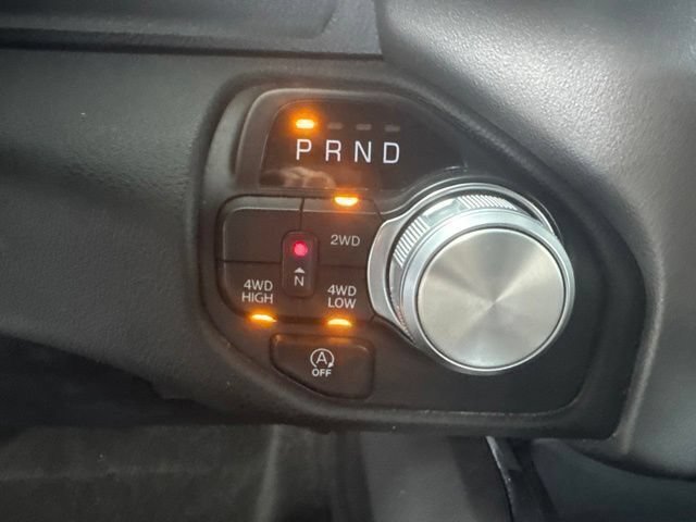 Used 2024 RAM 1500 Laramie AWD/4WD image 16