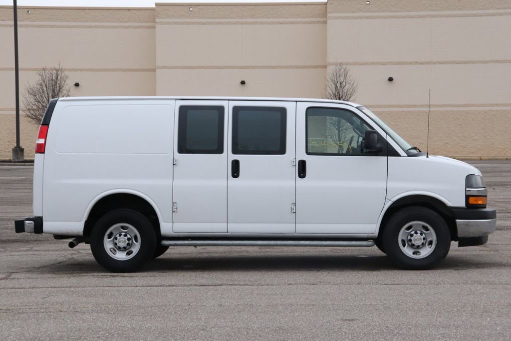 Used 2024 Chevrolet Express 2500 w/ Driver Convenience Package image 8