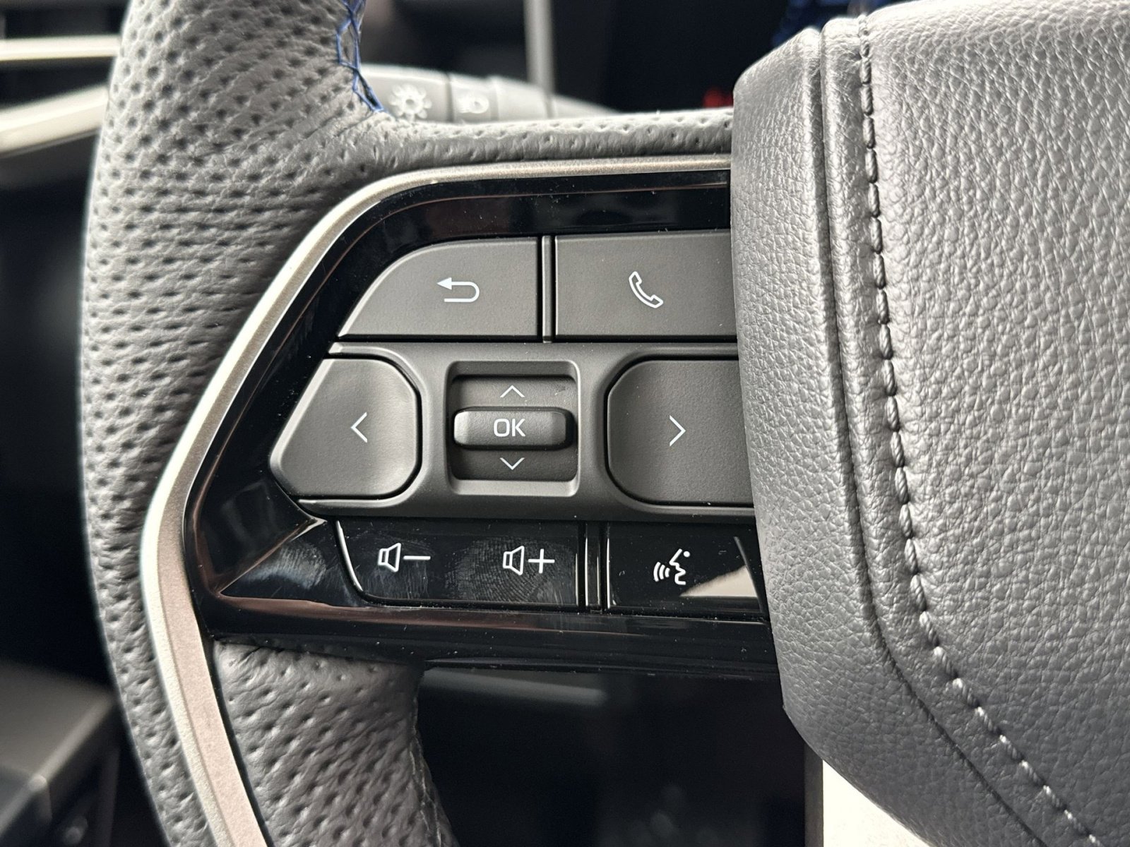 New 2026 Toyota Sequoia Platinum image 35