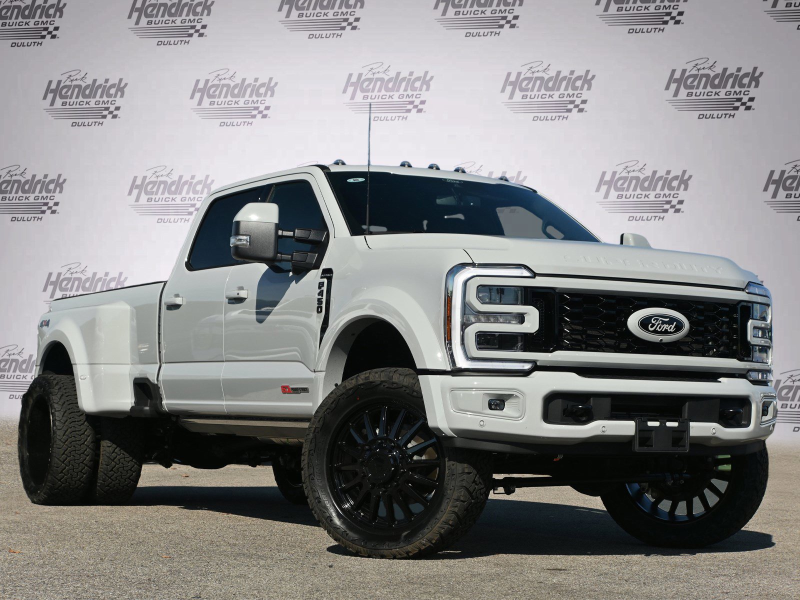 Used 2026 Ford F450 Platinum image 2