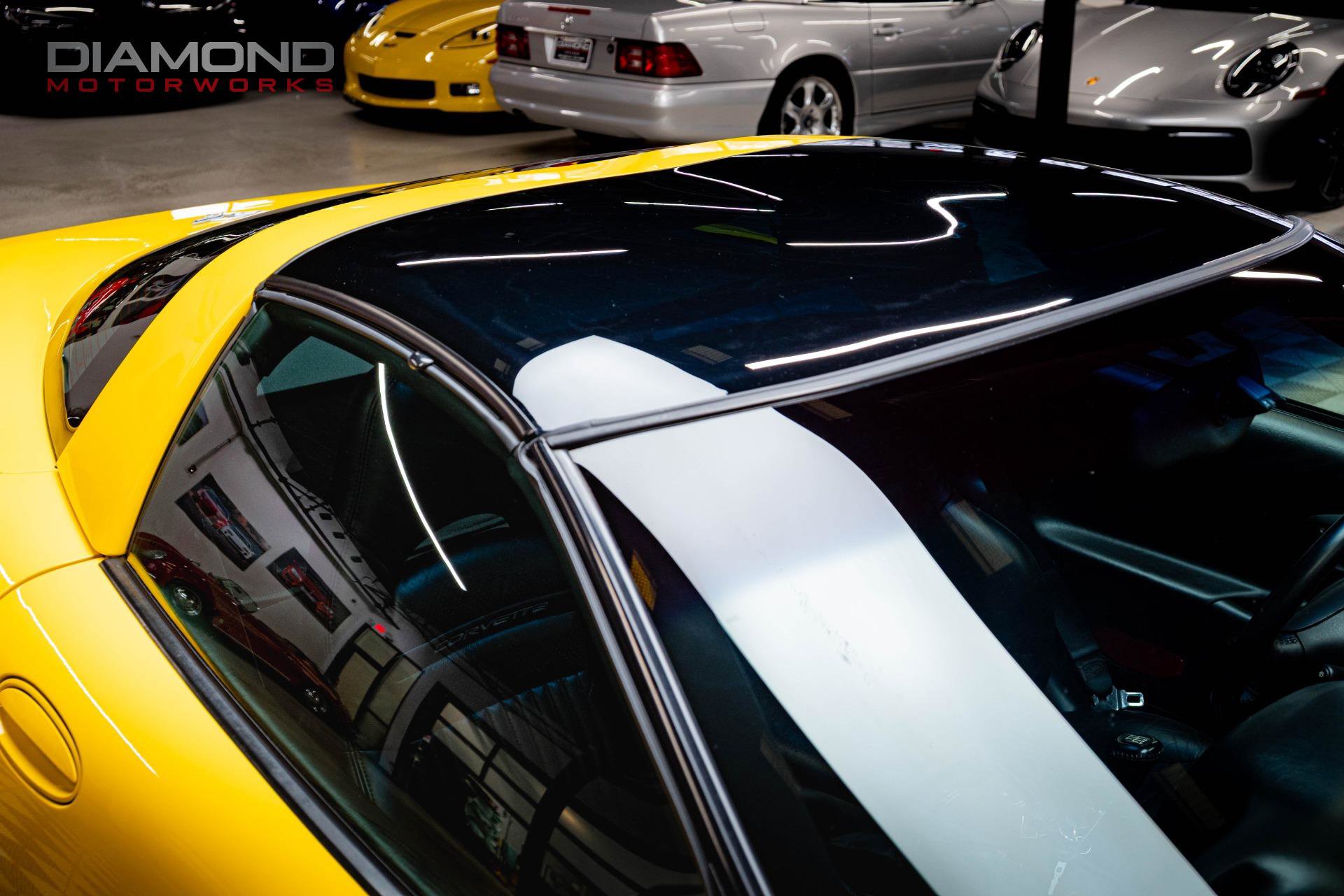 Used 2003 Chevrolet Corvette Coupe w/ Preferred Equipment Group image 28