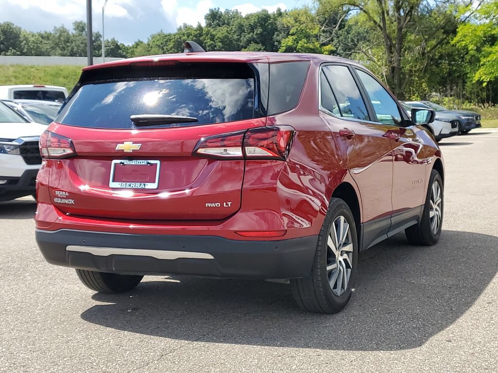 Used 2024 Chevrolet Equinox LT w/ LPO, Floor Liner Package AWD/4WD image 3