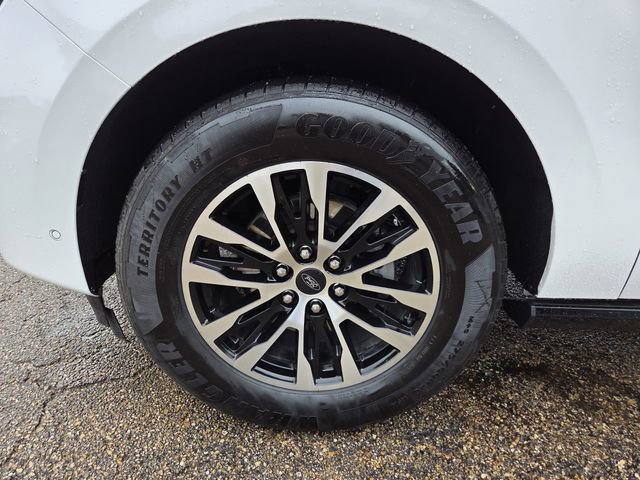 Used 2025 Ford Expedition Max Platinum AWD/4WD image 28