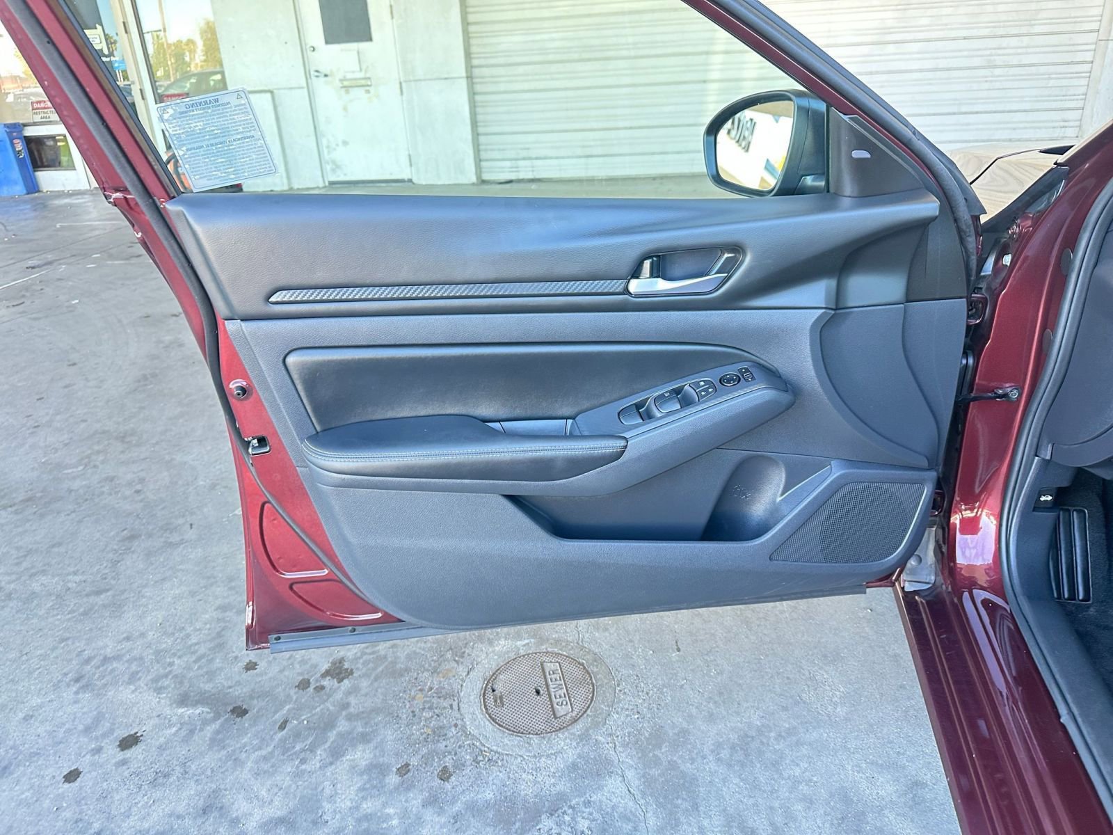 Used 2024 Nissan Altima 2.5 SV image 20