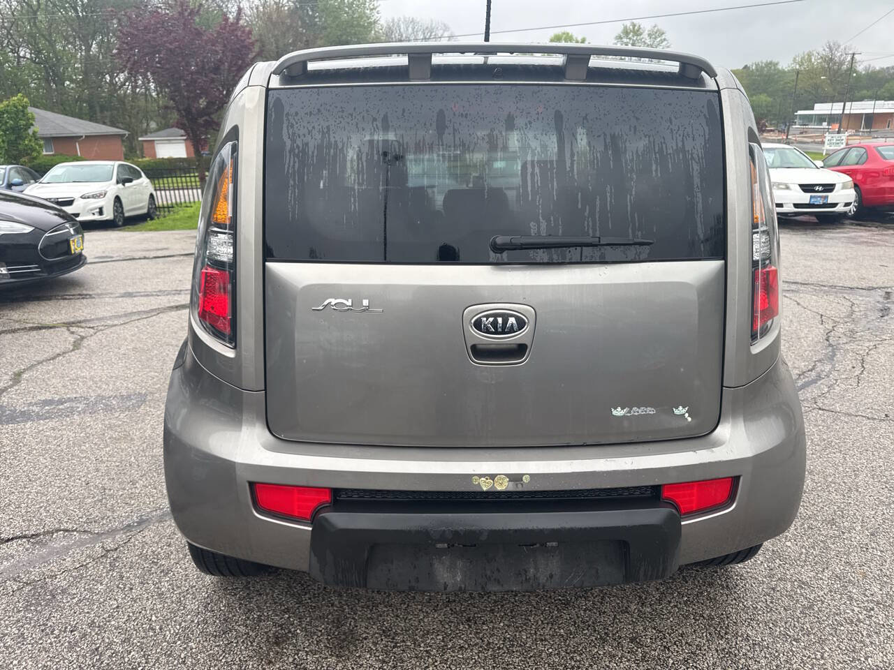 Used 2010 Kia Soul + FWD image 6