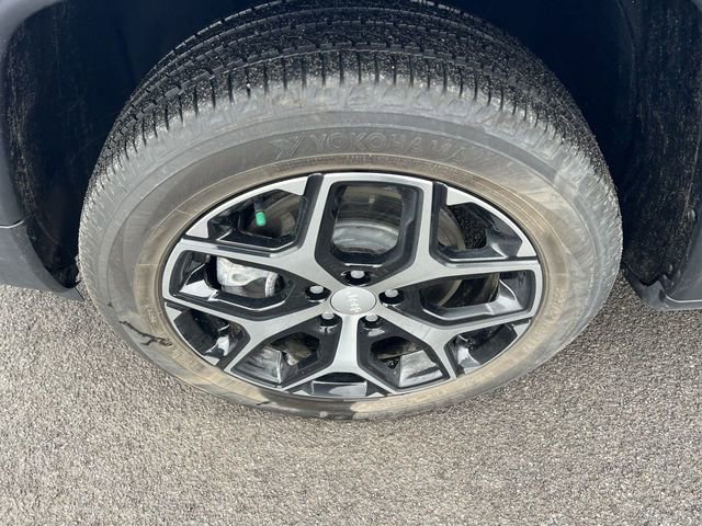 Used 2024 Jeep Compass Limited image 12
