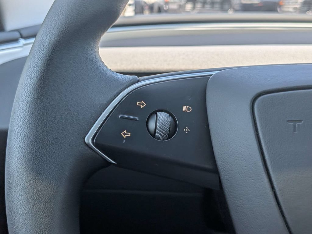 Used 2025 Tesla Model 3 Long Range RWD image 25