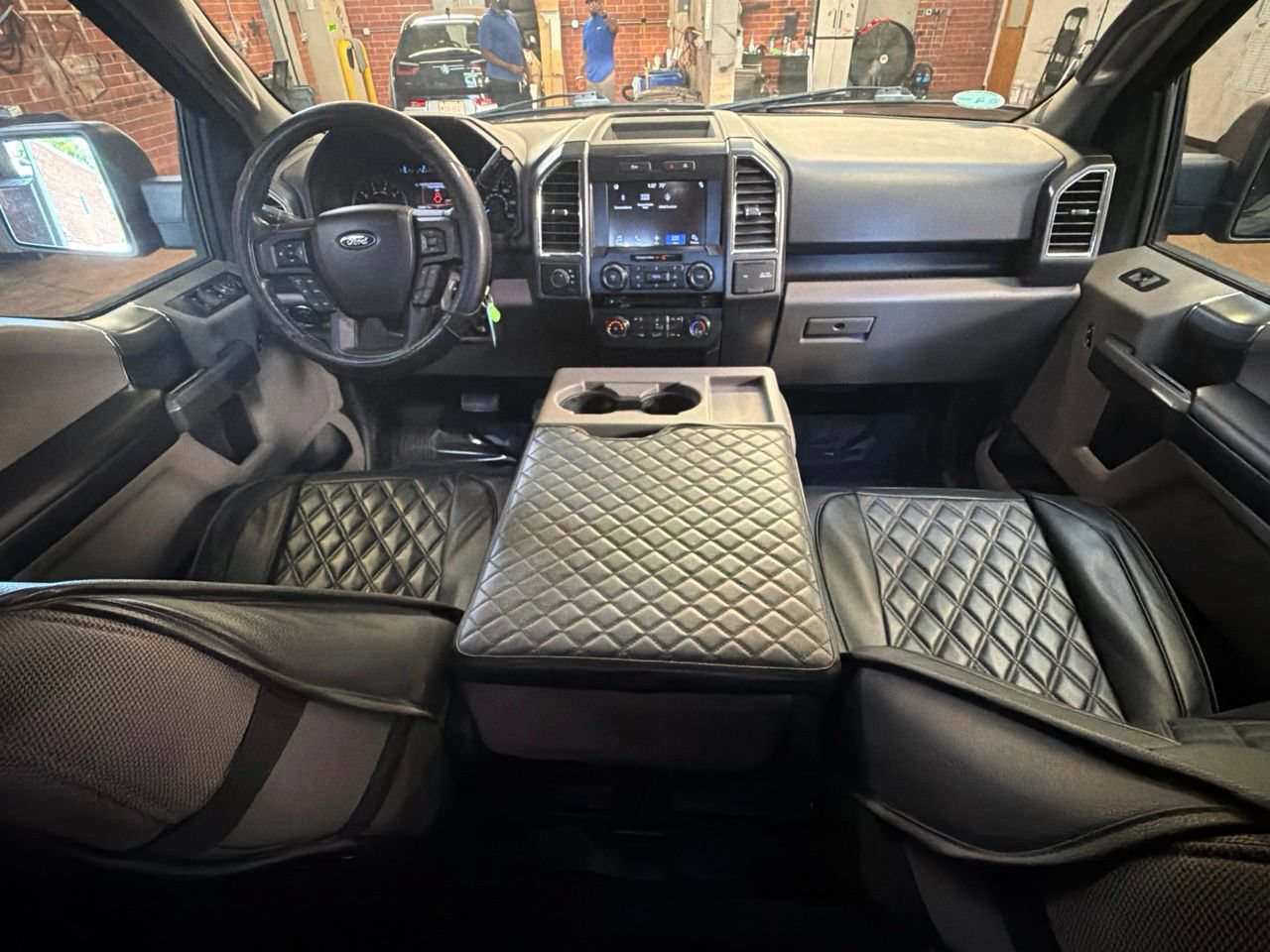 Used 2017 Ford F150 XLT w/ Equipment Group 302A Luxury AWD/4WD image 24