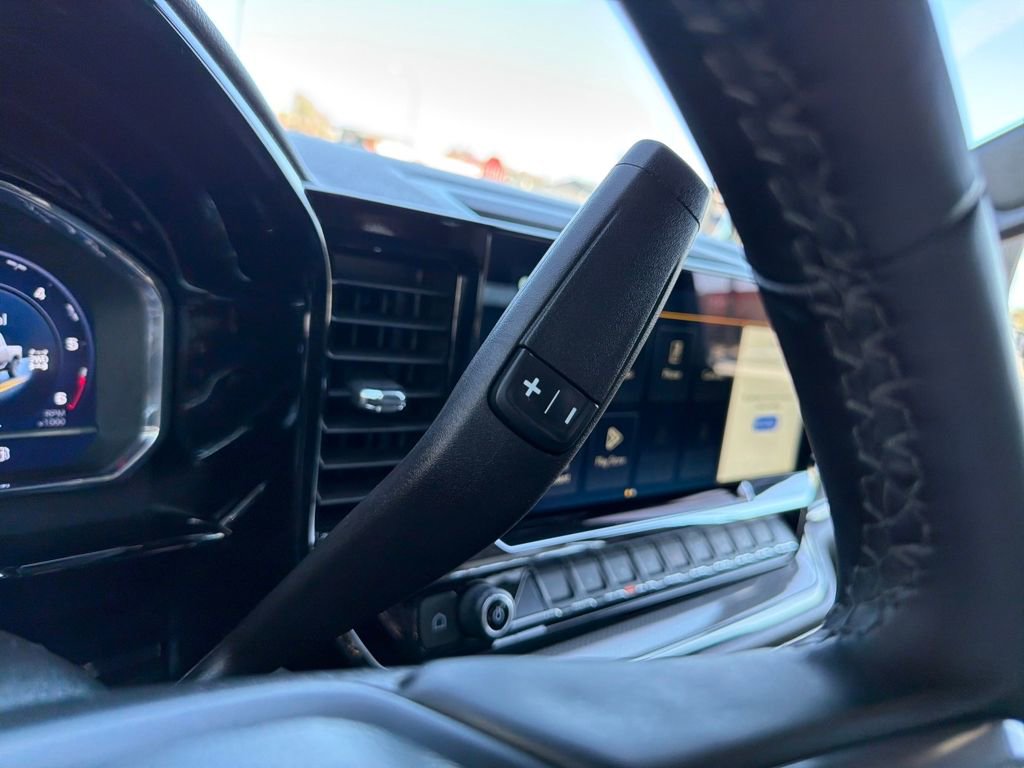 Used 2025 Chevrolet Silverado 2500 ZR2 w/ Technology Package image 23