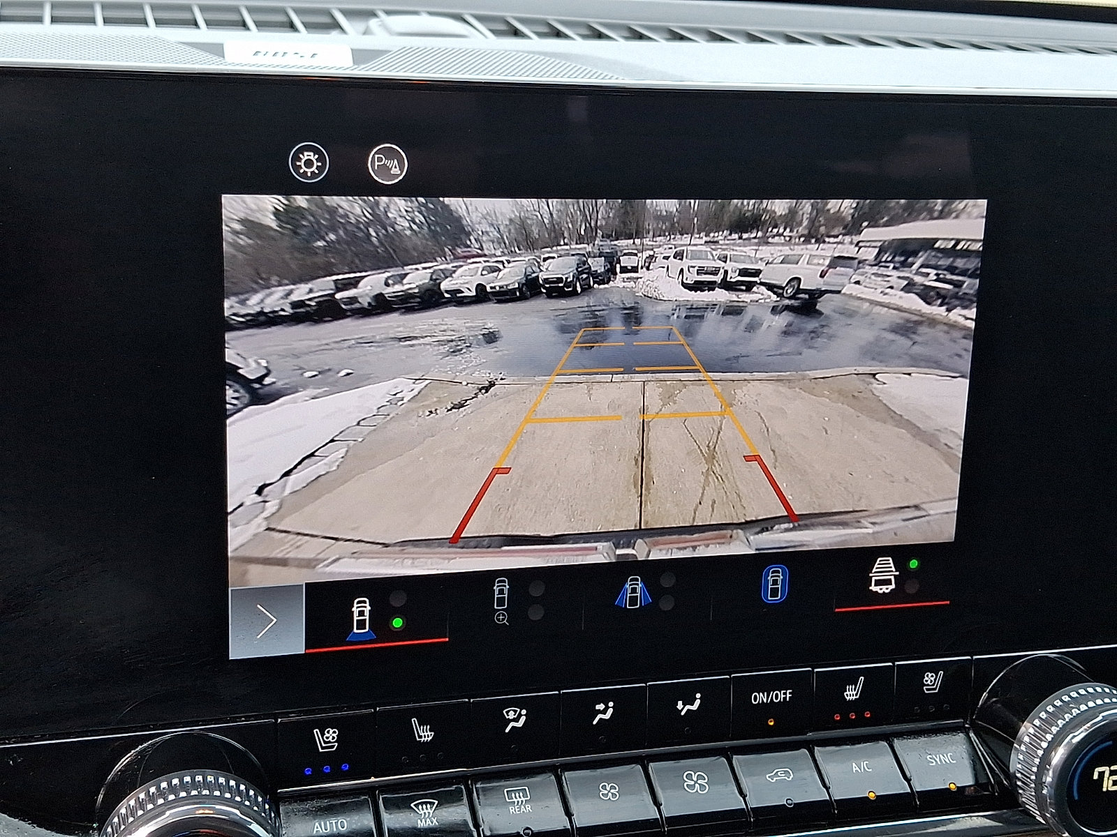 Used 2023 GMC Canyon Denali w/ Denali Black Edition image 20