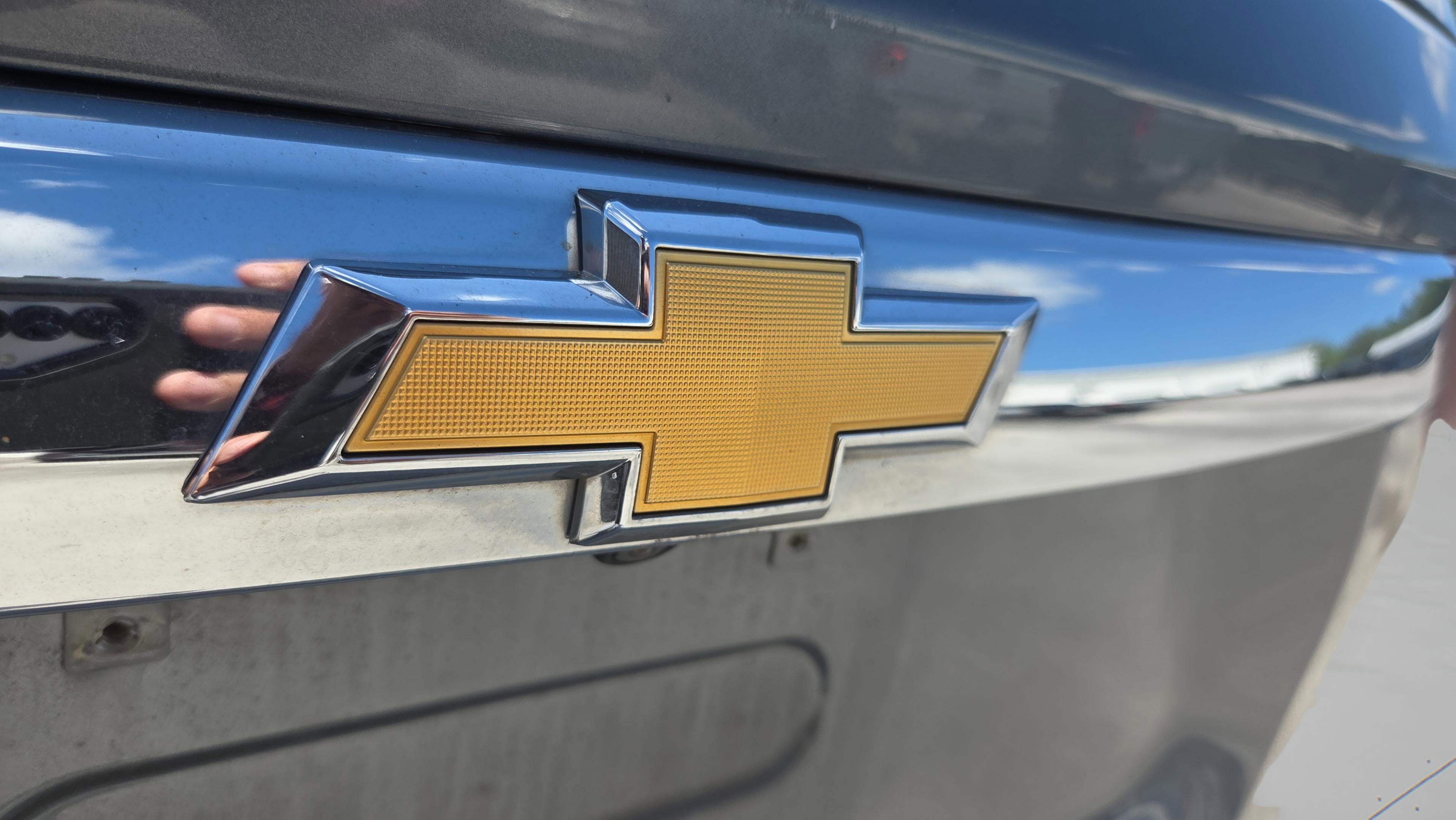 Used 2018 Chevrolet Traverse LS w/ LPO, Floor Liner Package FWD image 29