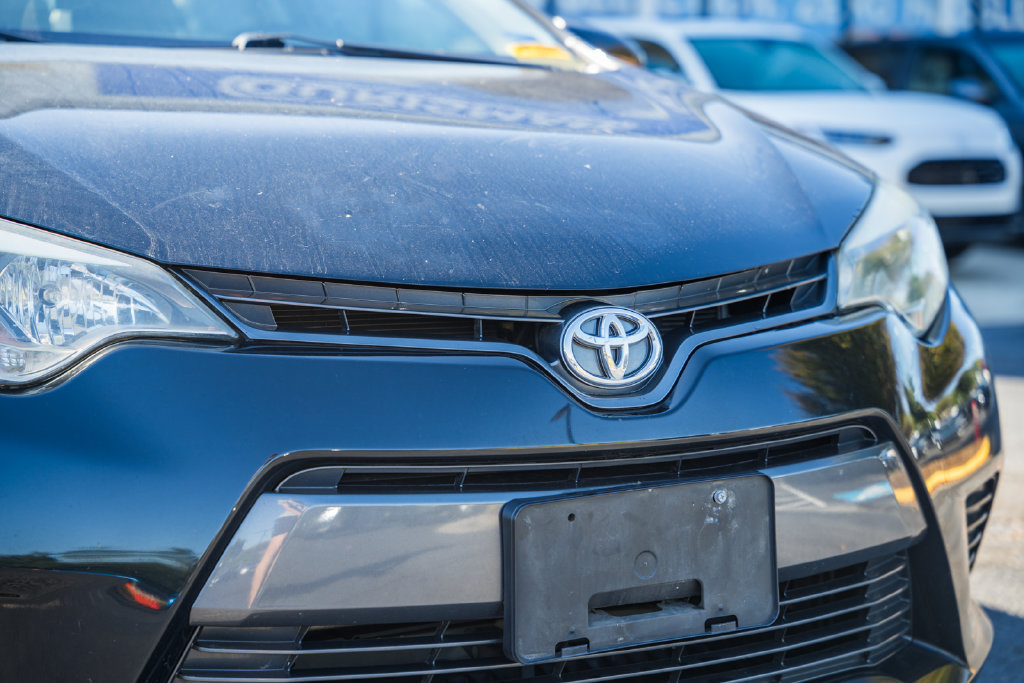 Used 2016 Toyota Corolla LE FWD image 9