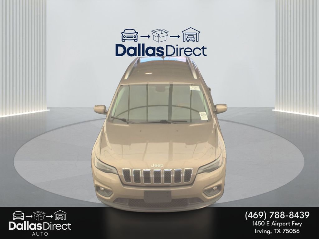 Used 2019 Jeep Cherokee Latitude w/ Popular Appearance Group image 3