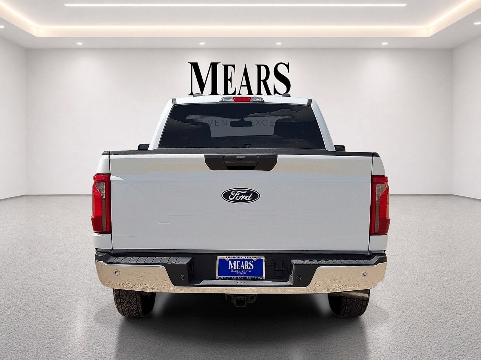 Used 2025 Ford F150 XL w/ Equipment Group 103A High AWD/4WD image 4