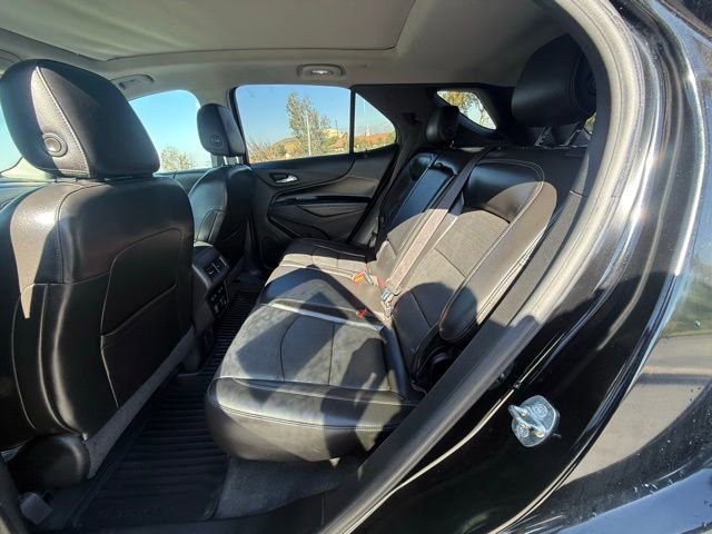 Used 2018 Chevrolet Equinox Premier image 12