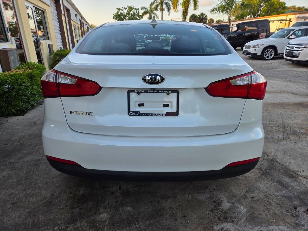 Used 2016 Kia Forte LX w/ LX Popular Package FWD image 5