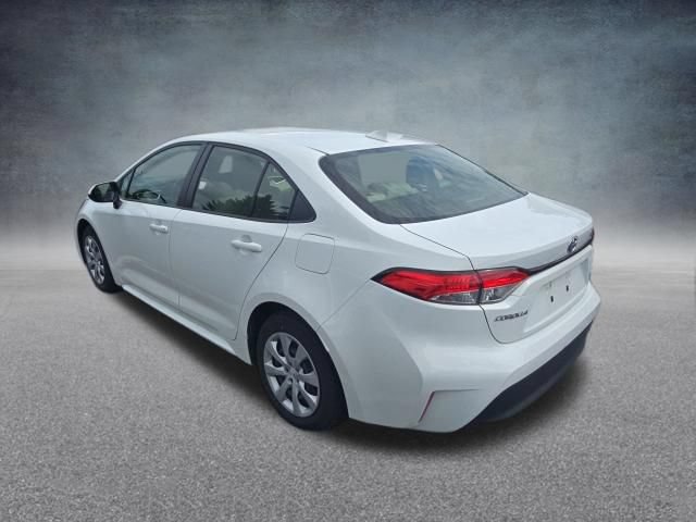 Used 2023 Toyota Corolla LE FWD image 7