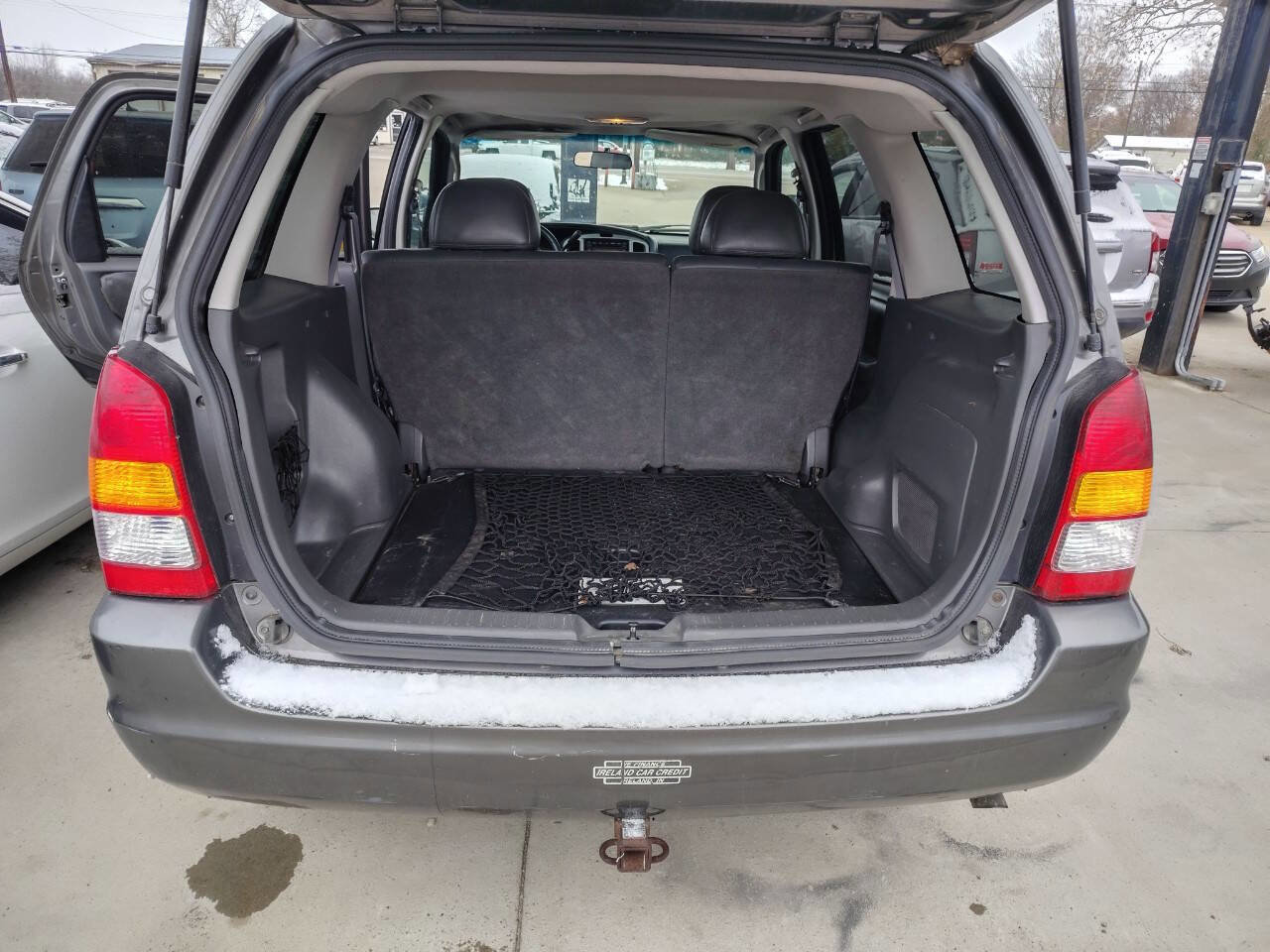 Used 2003 MAZDA Tribute ES image 6