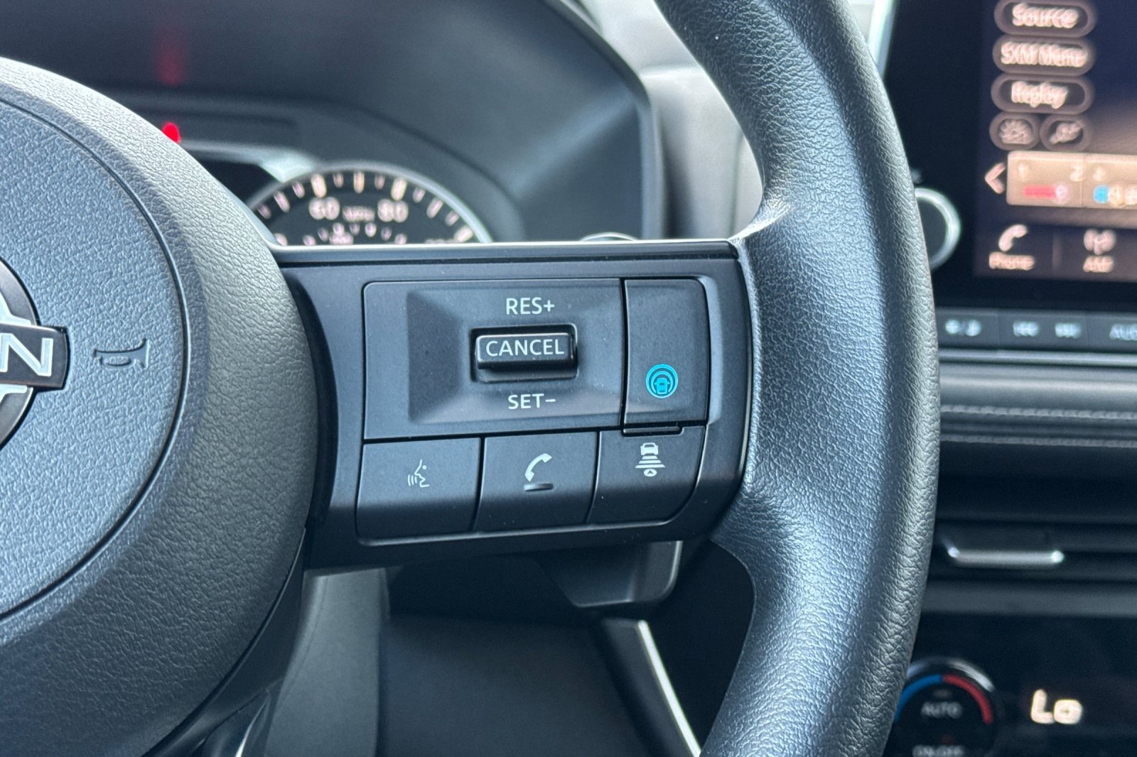 Certified 2024 Nissan Rogue SV image 28